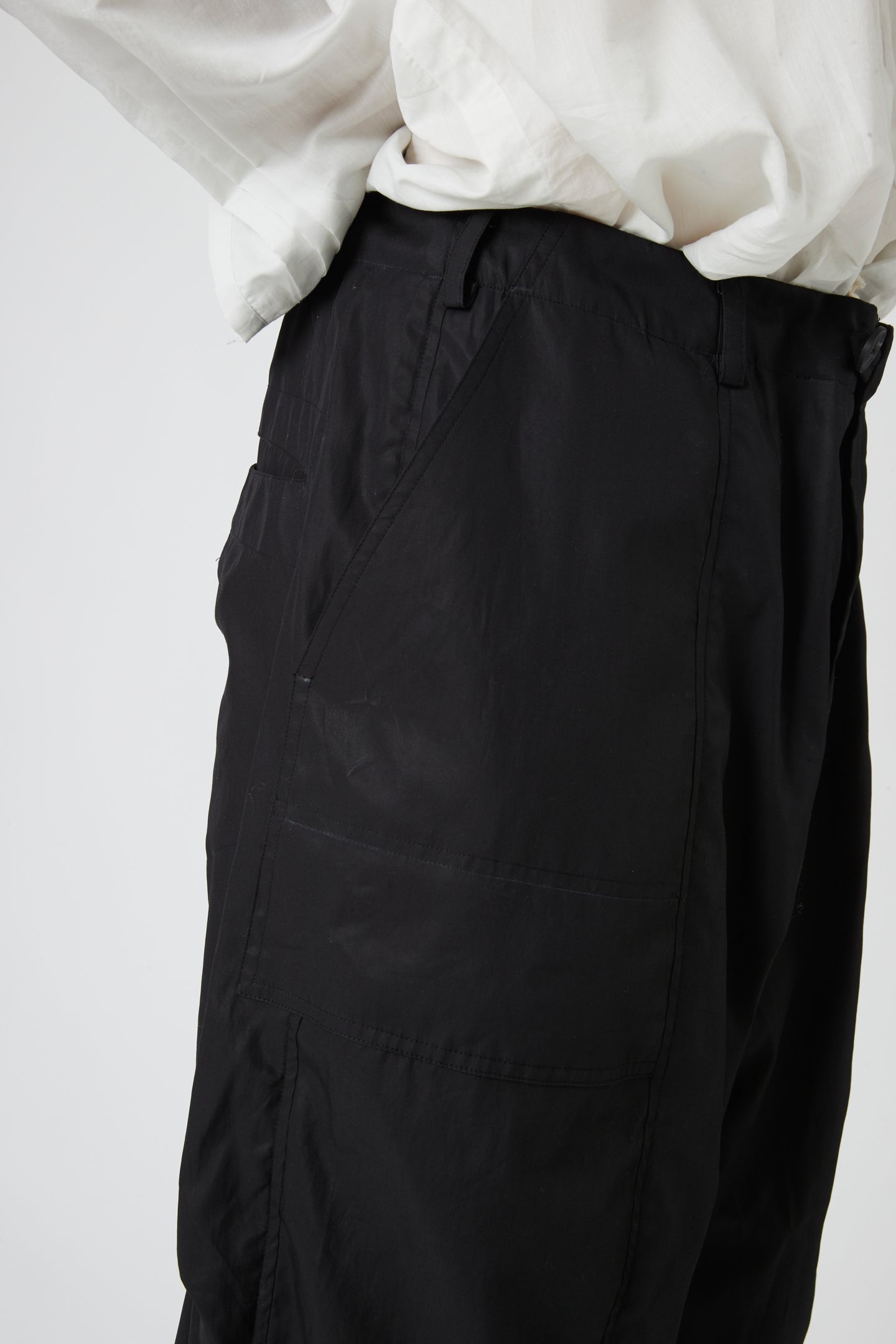 Curved worker trouser - Cold mercerized cotton twill
