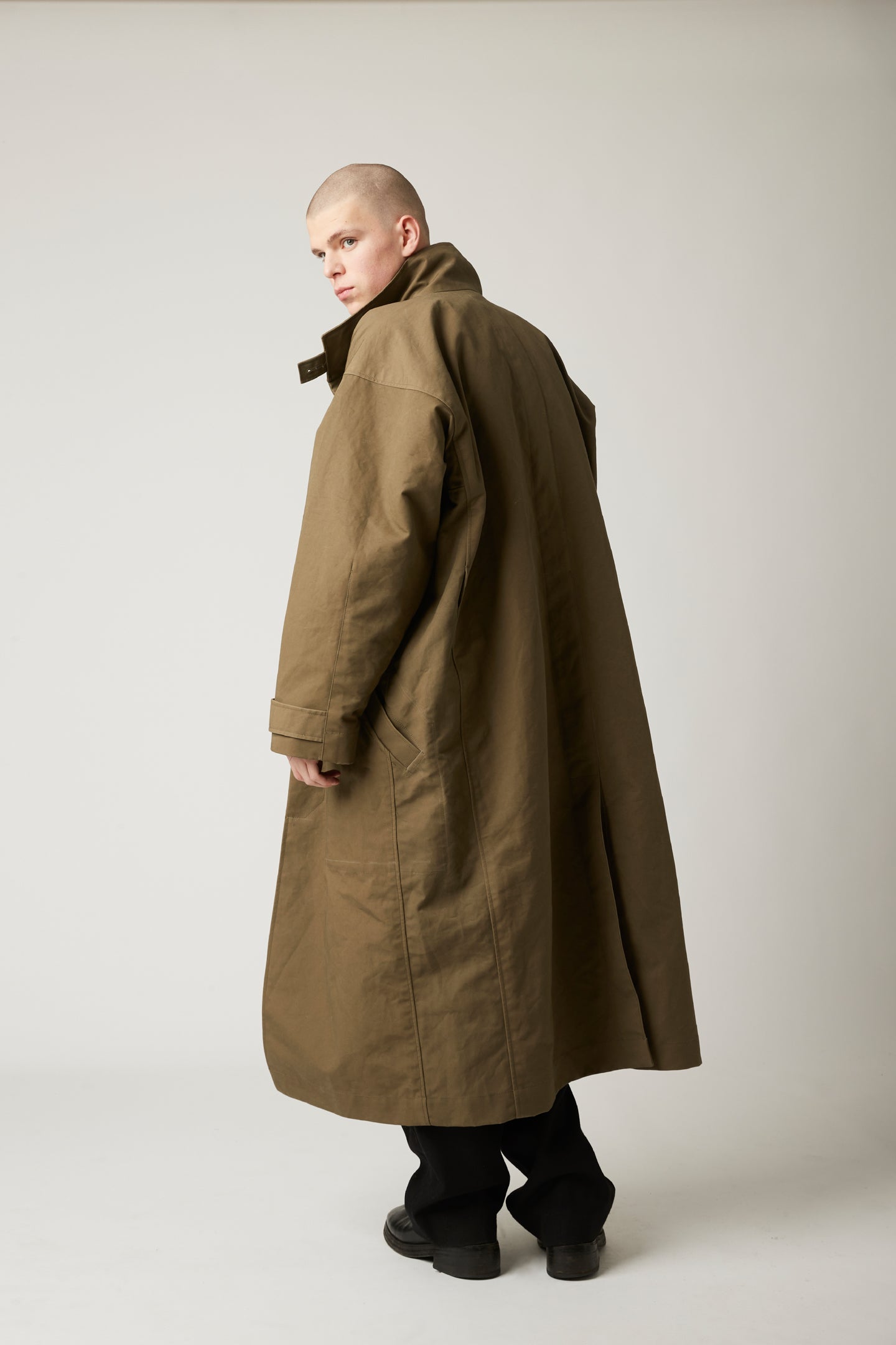 Belted trench coat - Rubberized cotton