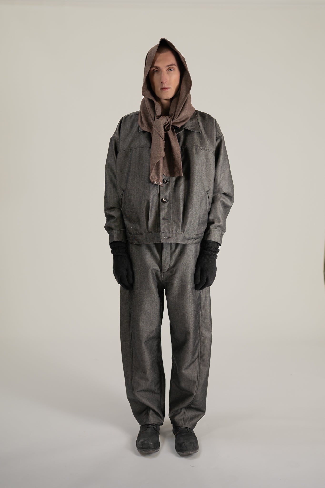 triangle scarf - oxbridge 120's flannel wool