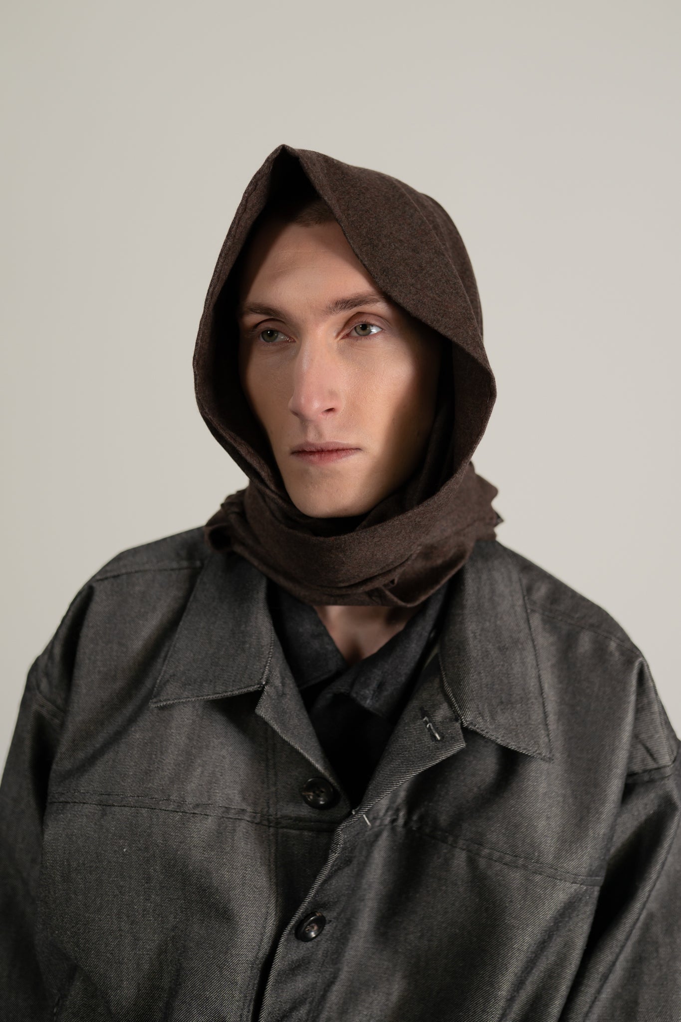 triangle scarf - oxbridge 120's flannel wool