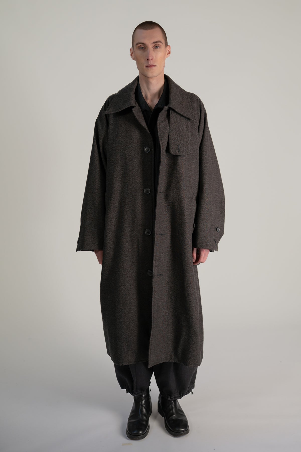 Raglan sleeve overcoat - Thorn Proof Wool