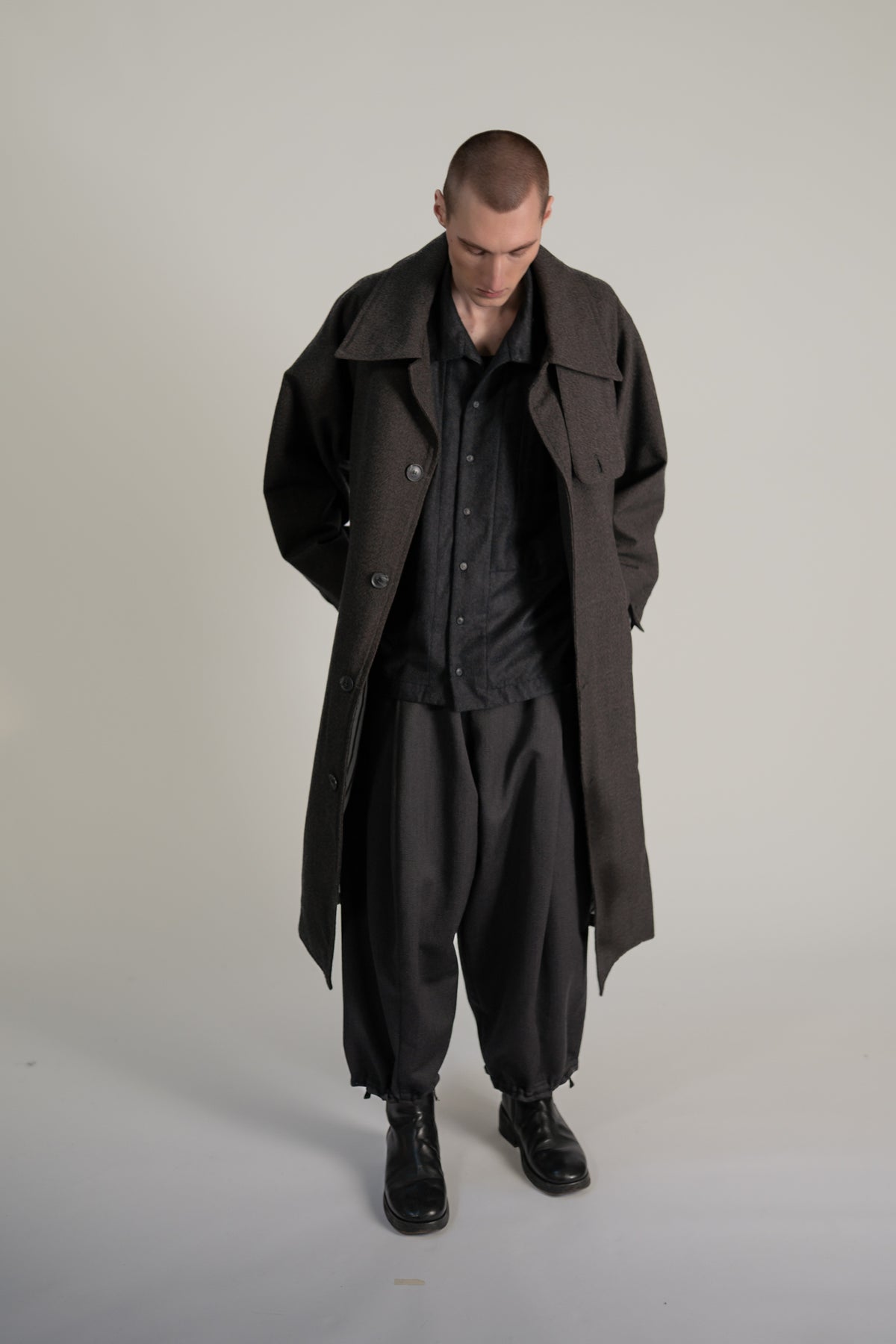Raglan sleeve overcoat - Thorn Proof Wool