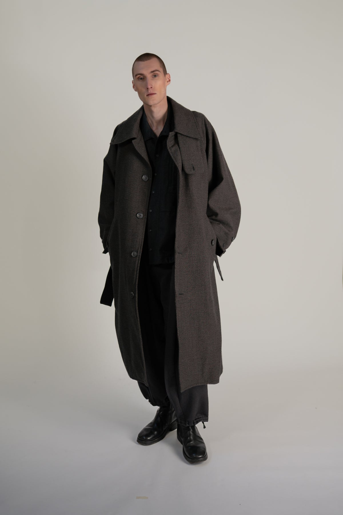 Raglan sleeve overcoat - Thorn Proof Wool