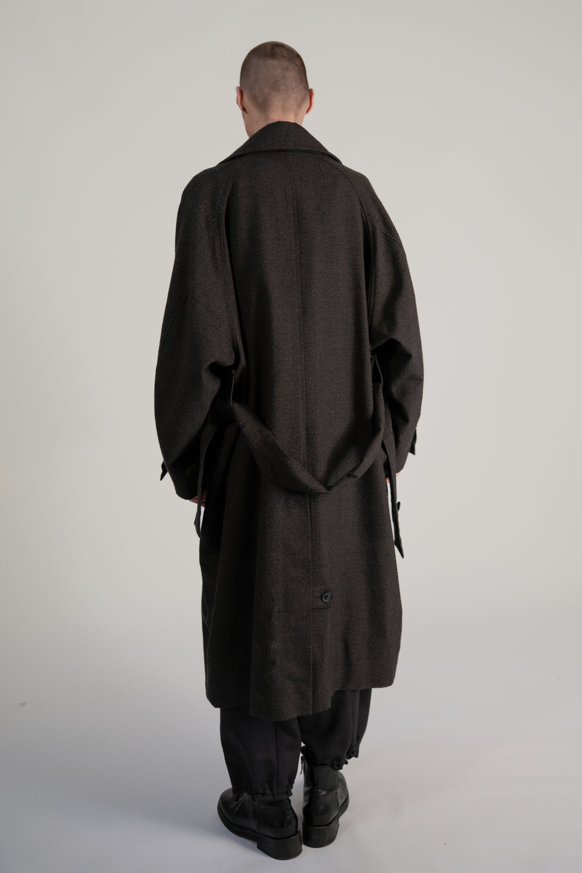 Raglan sleeve overcoat - Thorn Proof Wool