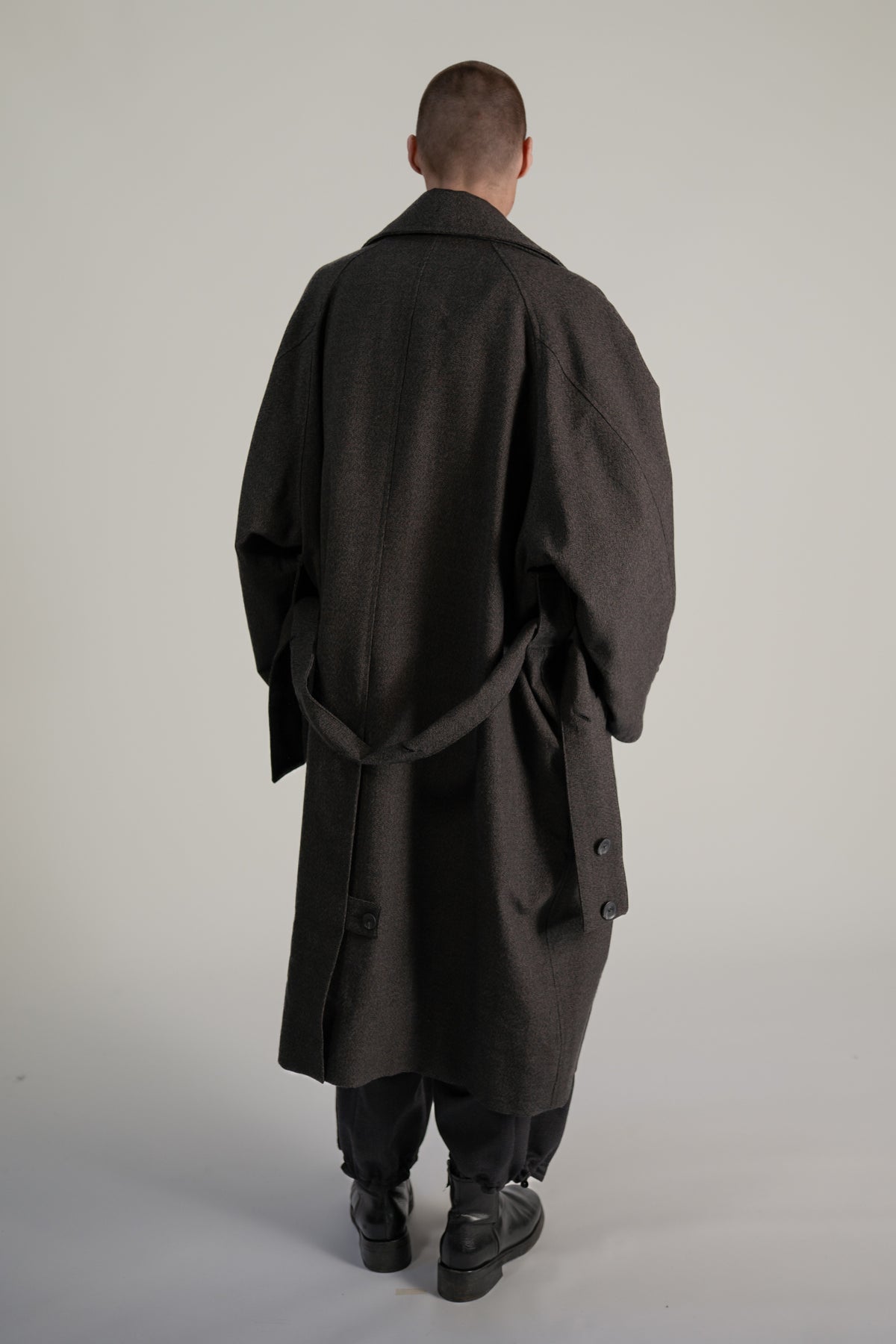 Raglan sleeve overcoat - Thorn Proof Wool