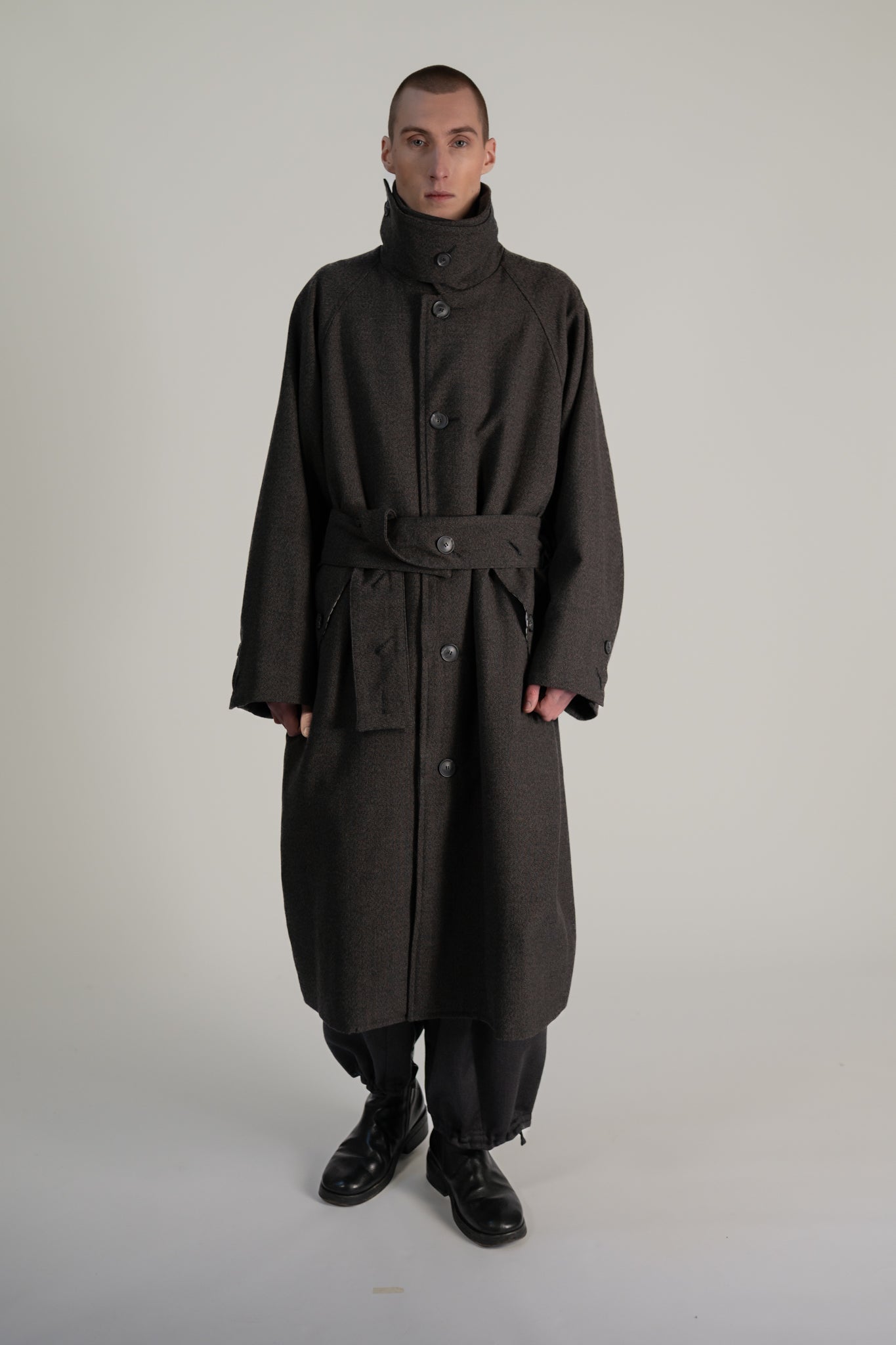 Raglan sleeve overcoat - Thorn Proof Wool