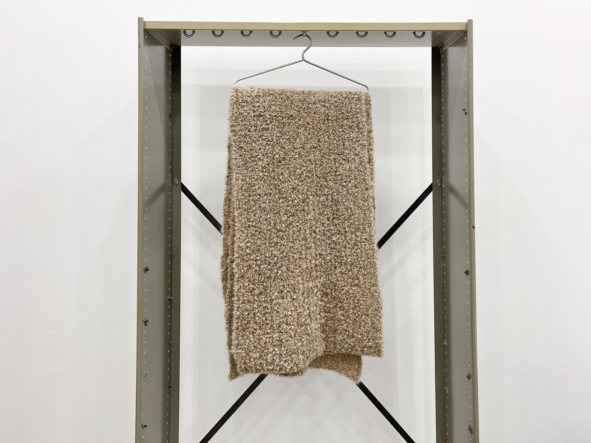 Elongated scarf - bouclé yarn