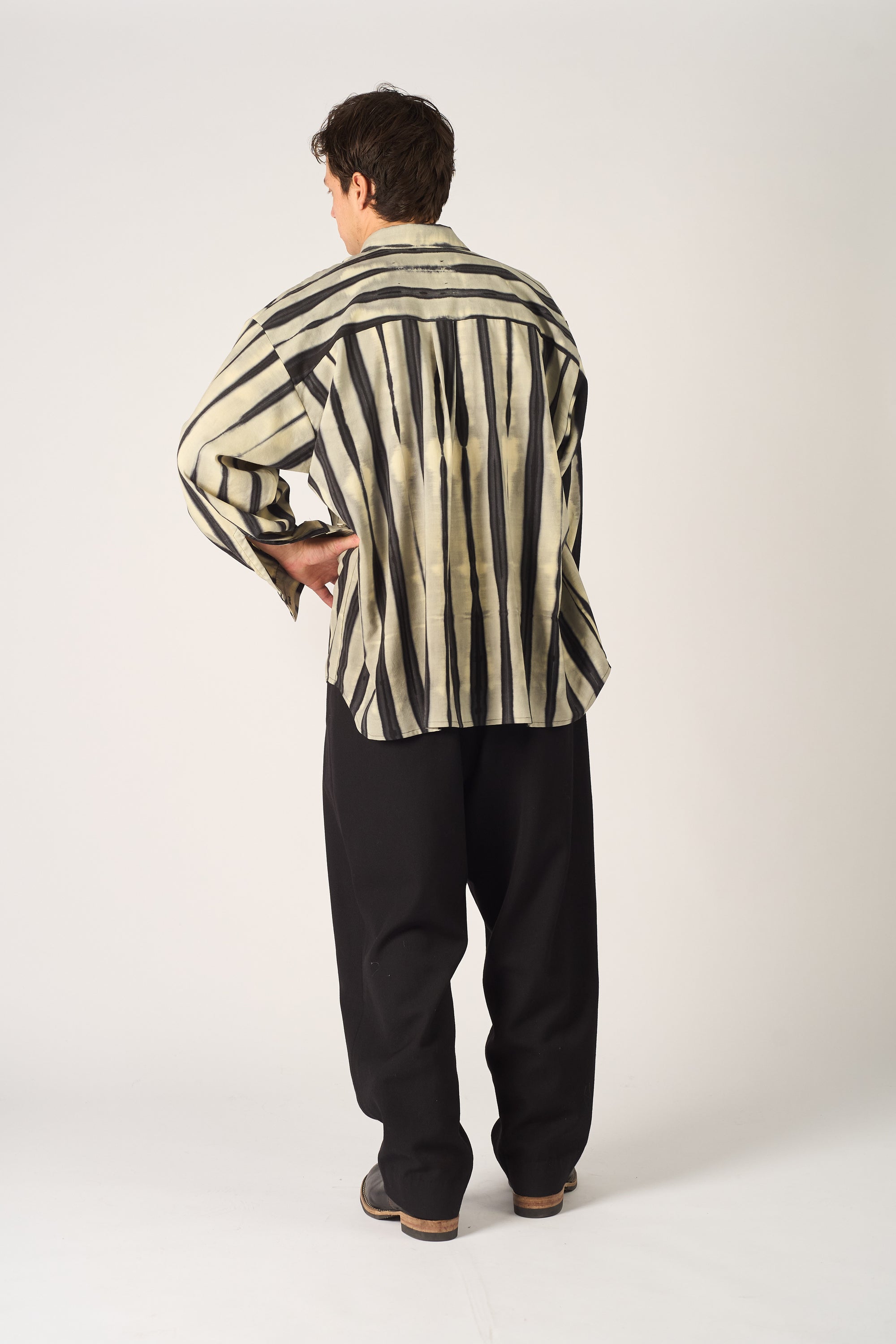 classic shirt - 100's hand dyed wool