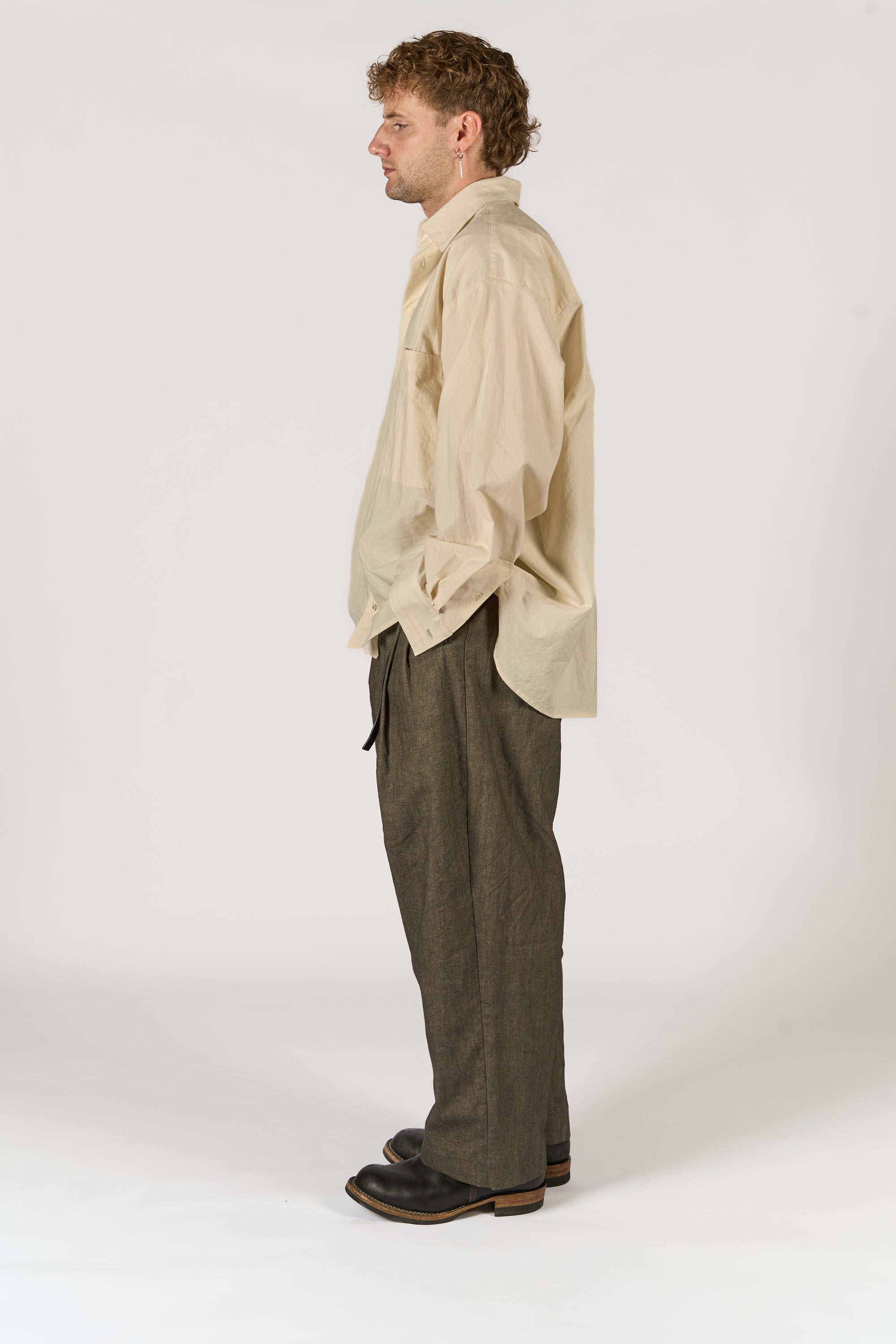 Classic Shirt - Undyed Cotton Shirting