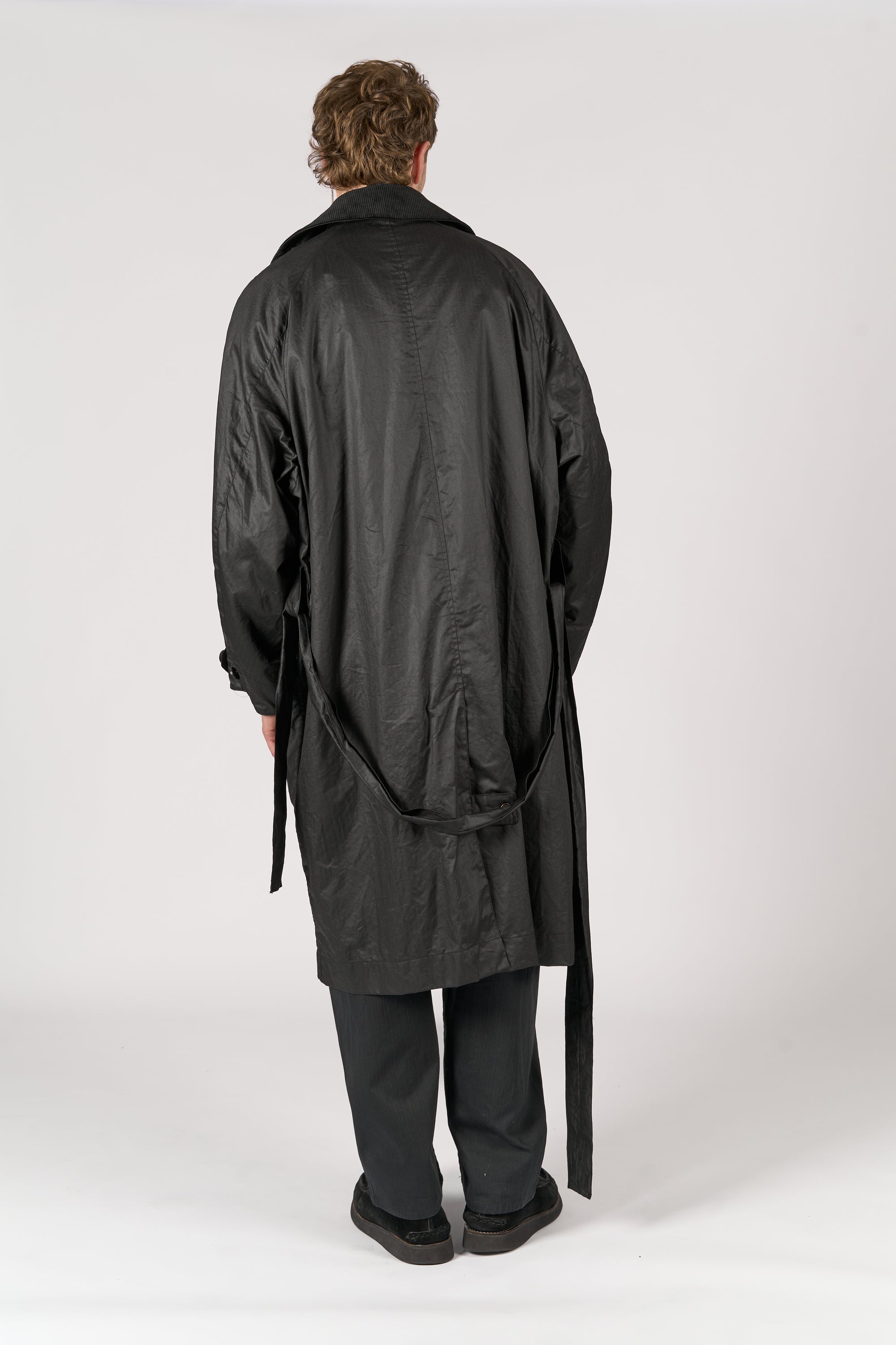 Raglan coat - Black Waxed Cotton