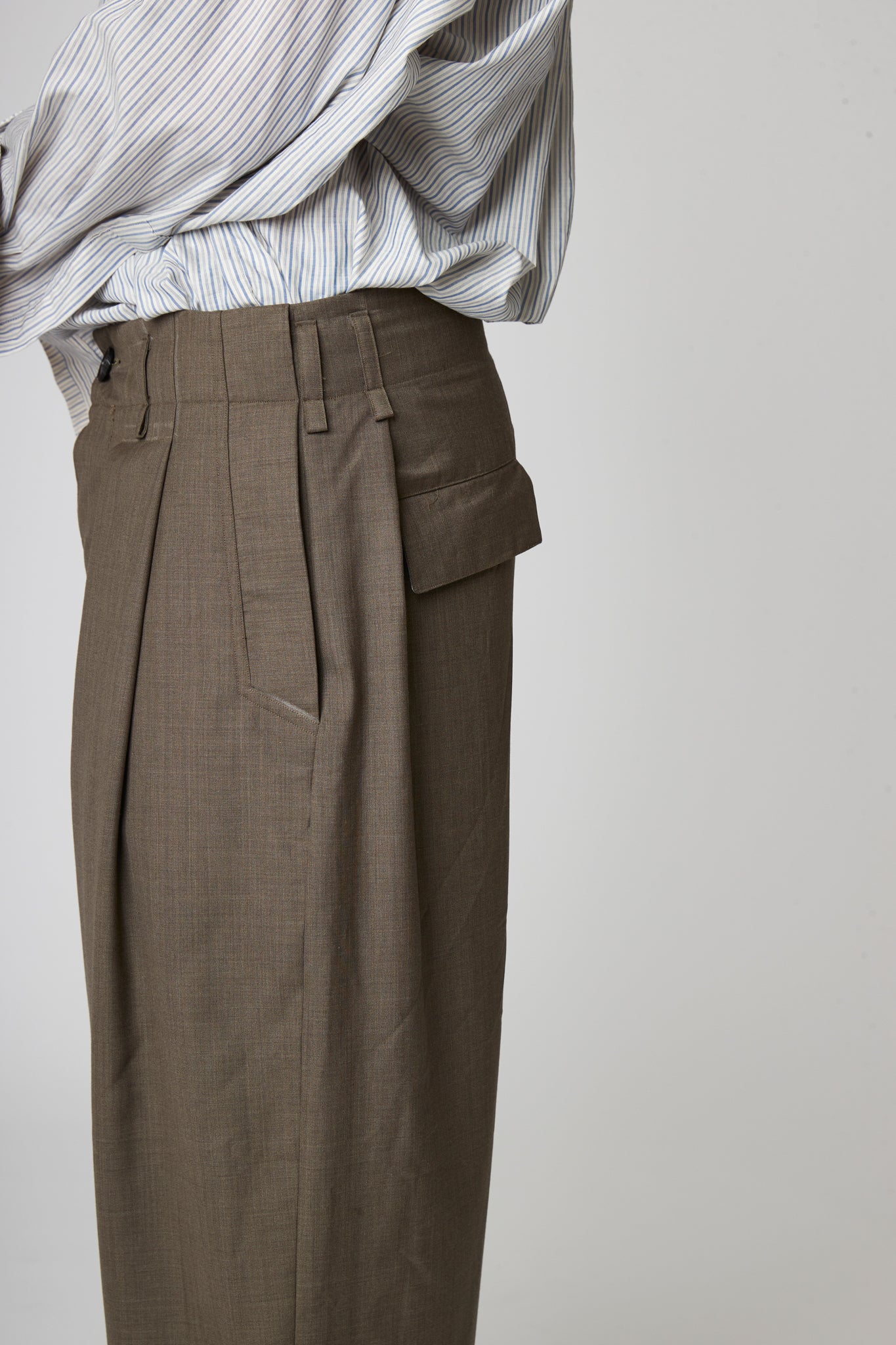 Pleated trouser - Extra Fine Merino Wool Suiting