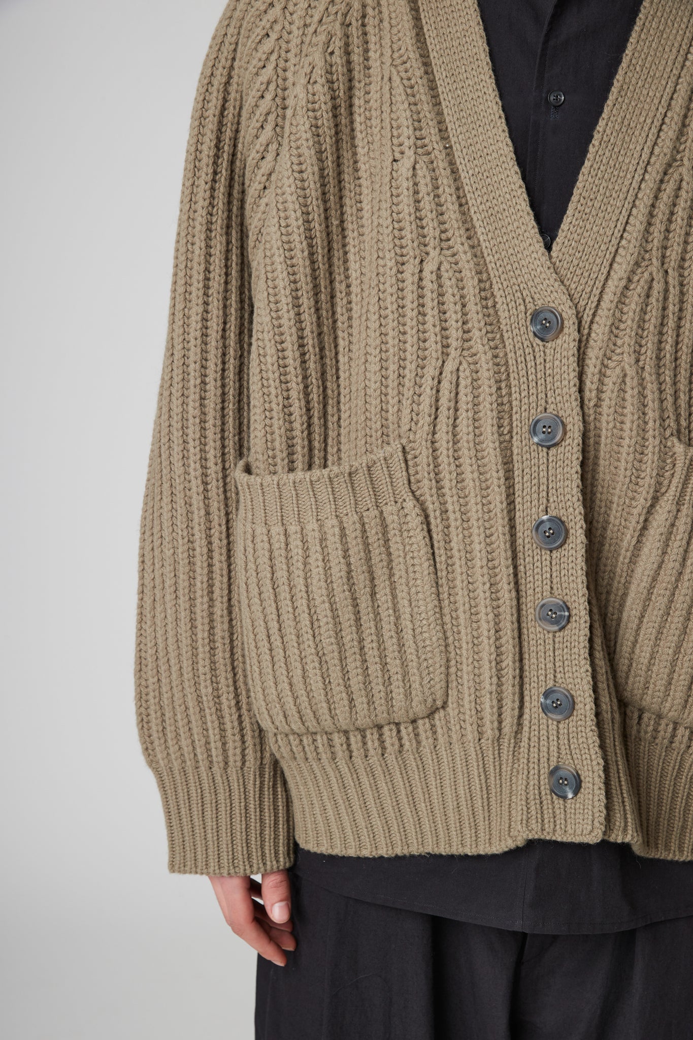 Boxy grandpa cardigan - extra fine merino wool